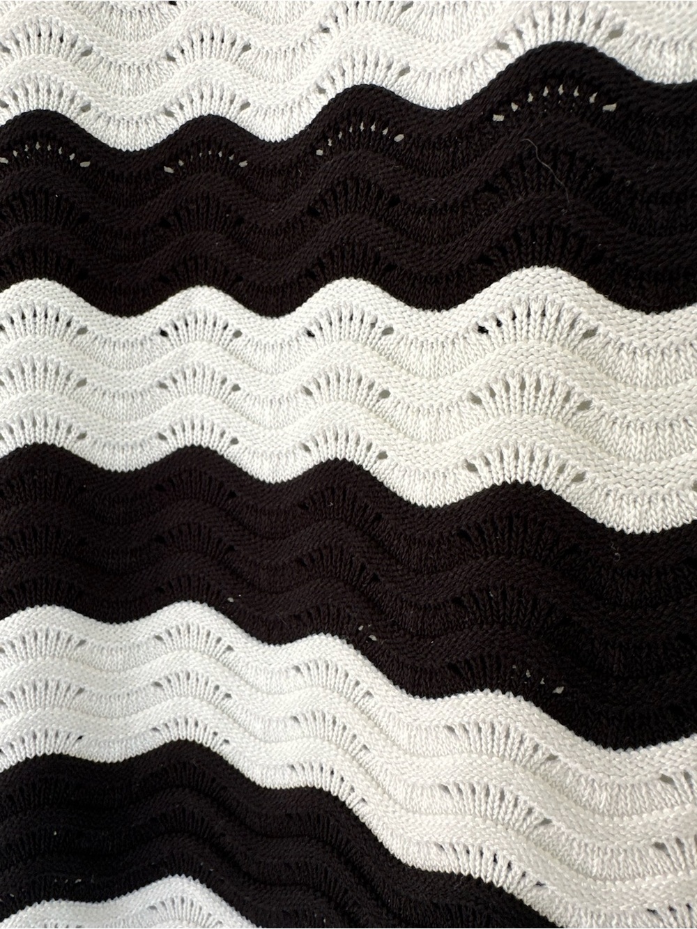 Tuckernuck | Hyacinth House • Black & White Wavy Knit Stripe Wilder Dress - Picture 4 of 8